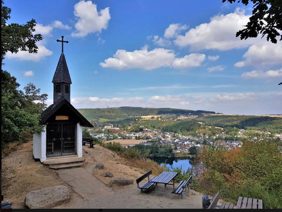 Gruene Oase Am Mausauel Nideggen Esterno foto
